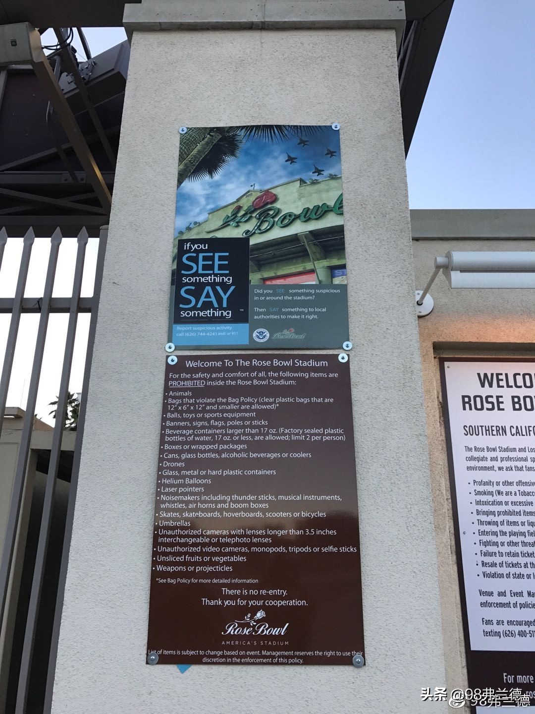 爱足球的山姆大叔和玫瑰碗之殇