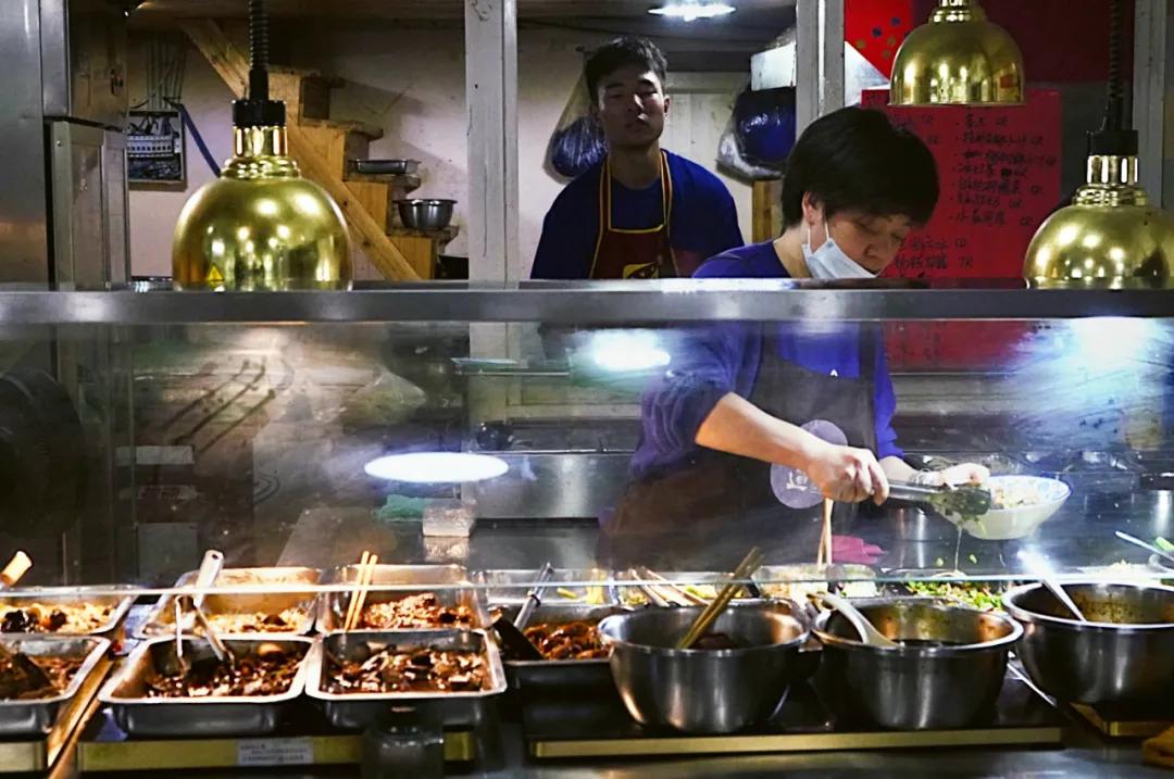 杭州20min直达设计师美宿！为一张床赴一座城，超小众玩法