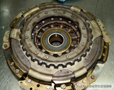 大众凌渡变速箱坏之前征兆,凌渡变速箱故障灯亮怎么回事