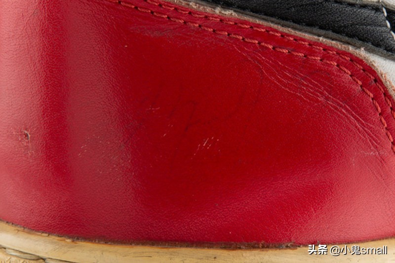 乔丹aj1倒钩深棕鬼脸低帮女鞋,乔丹aj1黑灰脚趾低帮