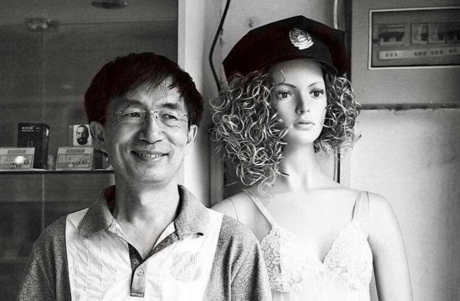 国内首家*人用成品**店破冰史,曾被骂作“流氓老板”和“流氓店铺”