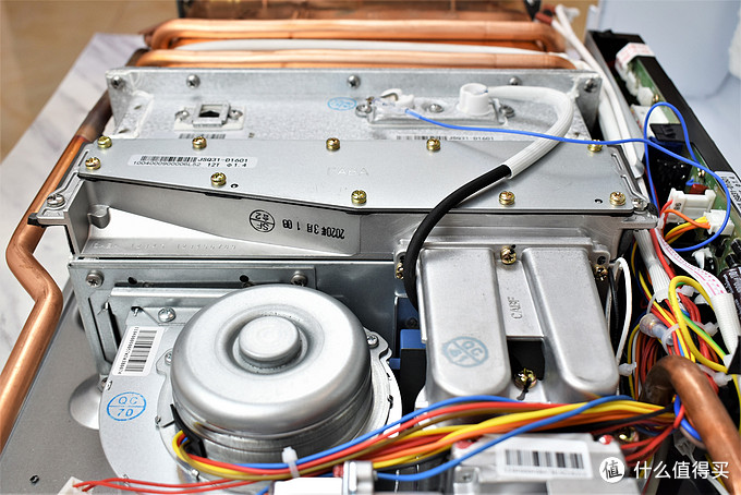 夏天热水器水温不够用,夏天不烫燃气热水器