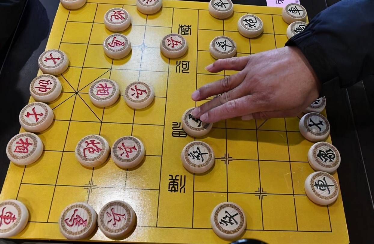 国际象棋大师被质疑作弊,国际象棋大师作弊