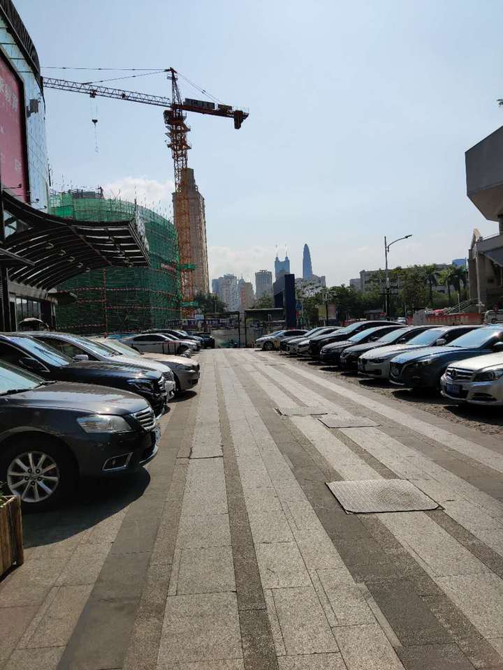 法拍分享：螺岭翠园双学位、深圳市罗湖区海珑华苑海天阁2620