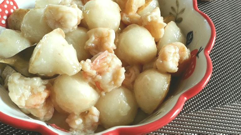 中秋节将至，记得给家人做道“球”，钙含量丰富，寓意团圆不分离