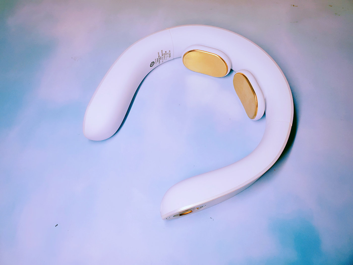 图拉斯脖子按摩仪,u型颈椎按摩仪实测