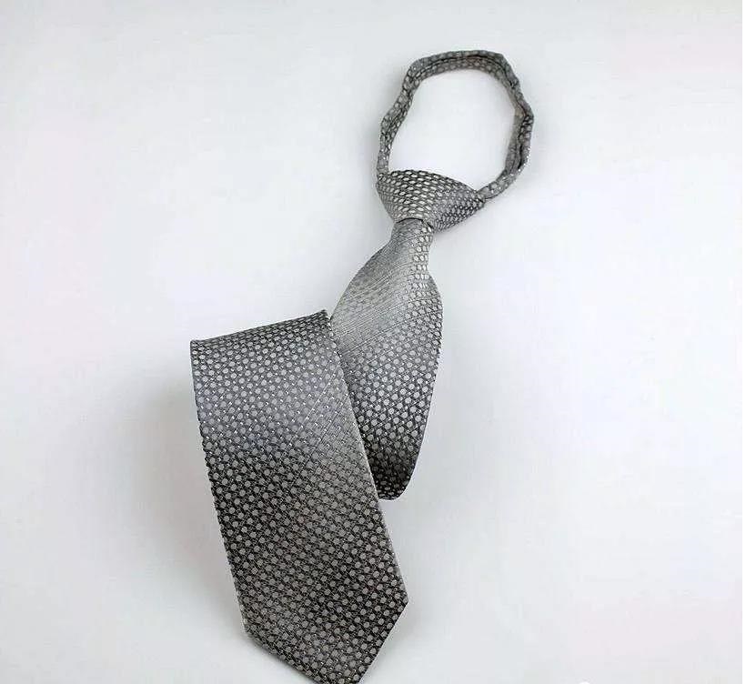 颜值不够风格来凑,颜值不够职业装来凑