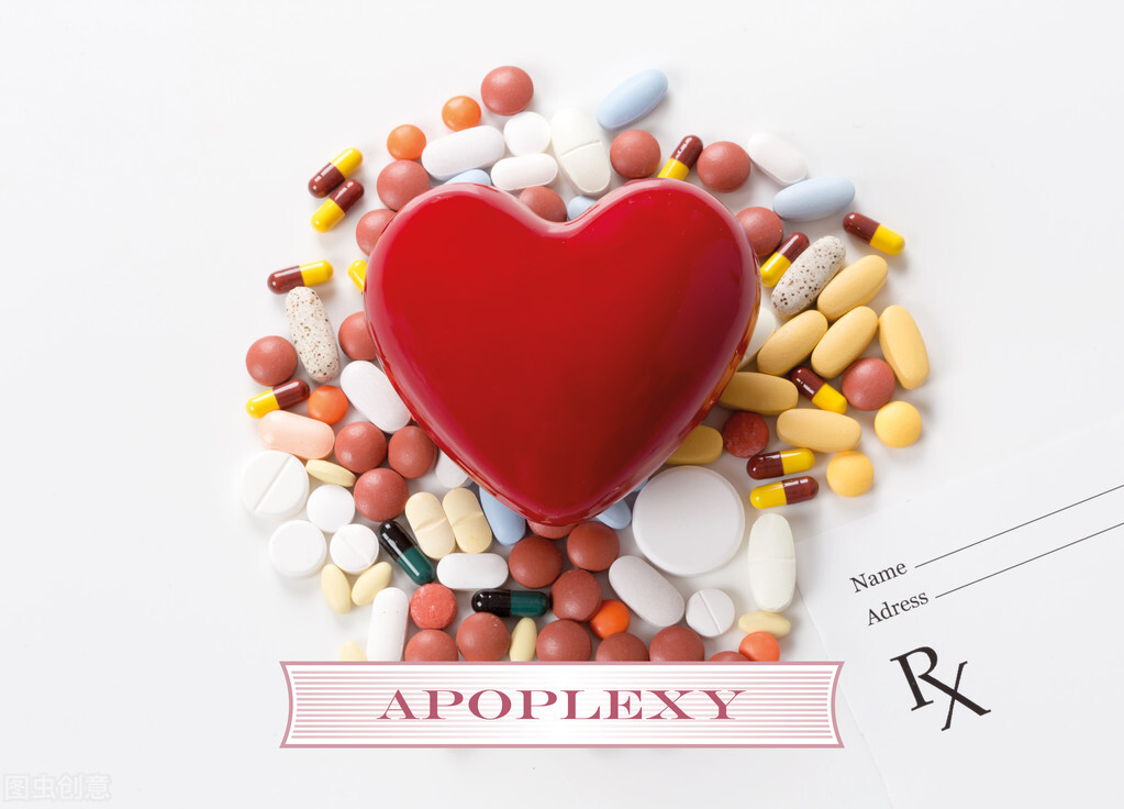 银杏叶片能和脑心通胶囊同服吗 (稳心颗粒银杏脑心通)