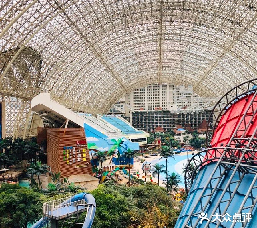 成都250000平方米的人造海滩约吗?杨洋已经帮你体验过了