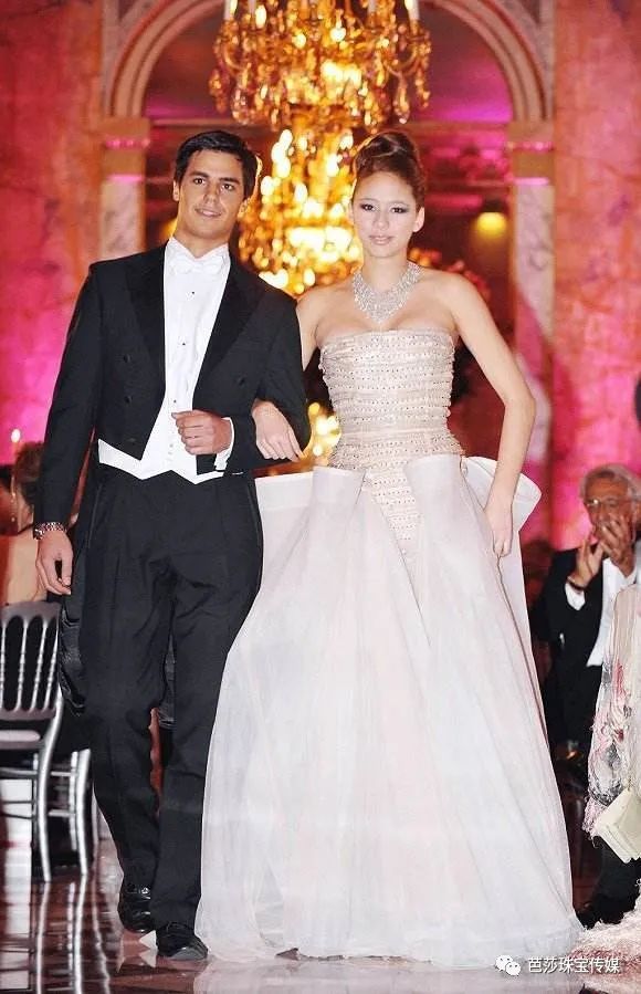 赌王的奢华珠宝,赌王年轻时的珠宝