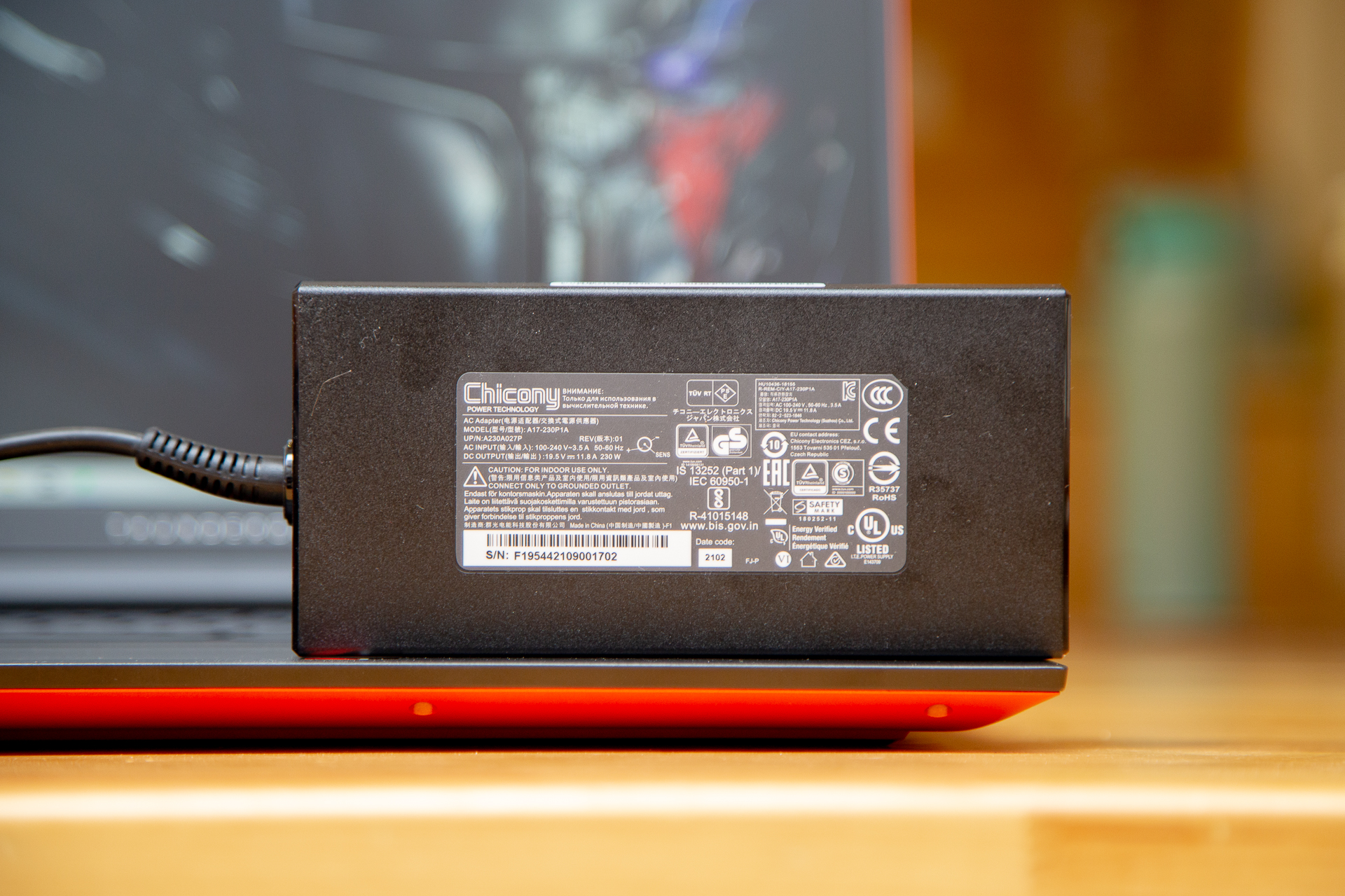 雷神zeror5800h和11800,雷神zero12700h3070ti测评