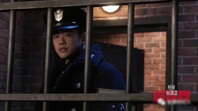 从8.2到5.9，金海没死也难救口碑，《新世界》是黑红还是被低估？