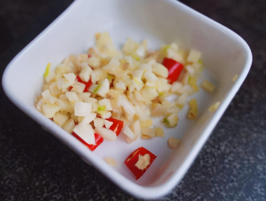 泡萝卜条的做法甜酸脆最简单,萝卜条怎么泡脆甜