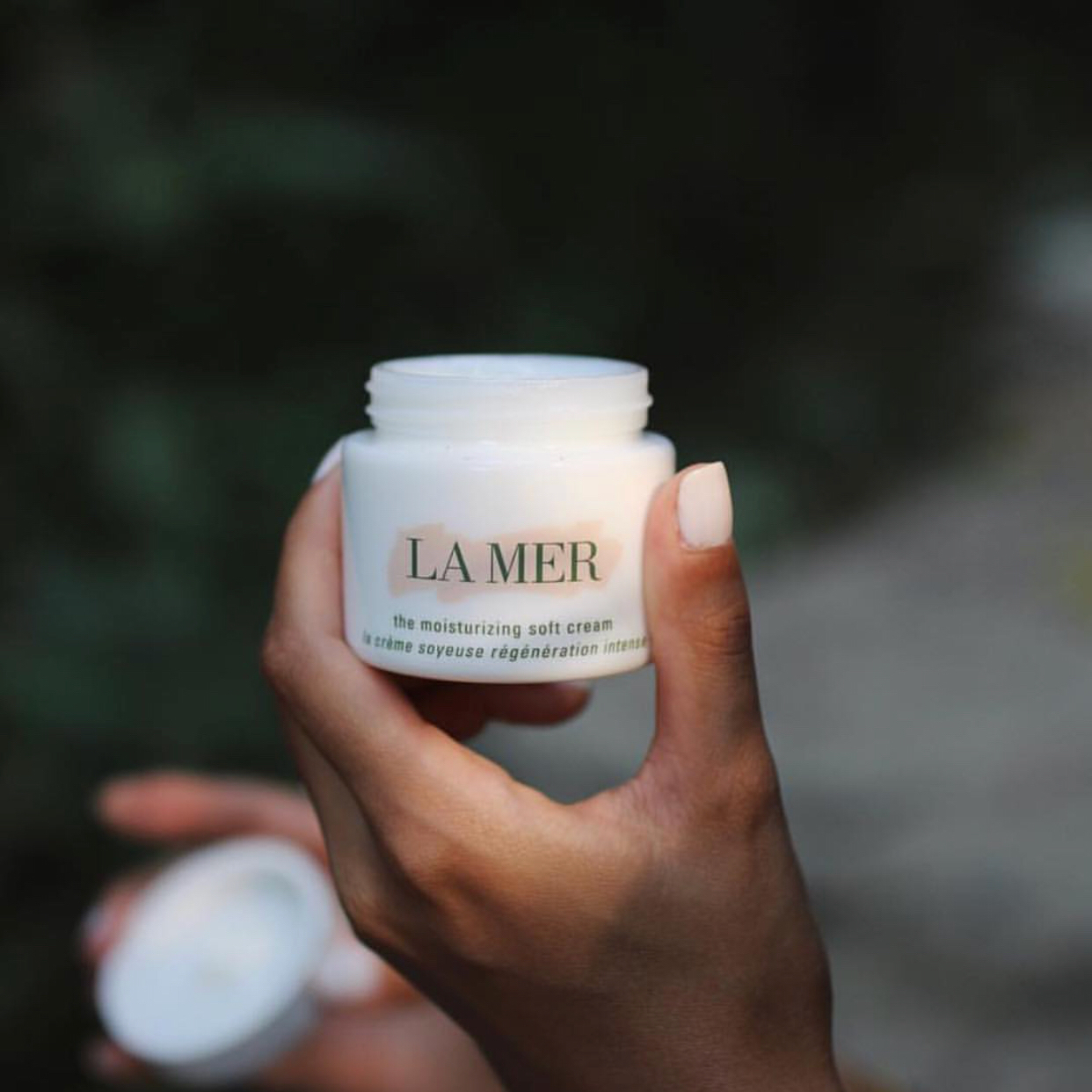 海蓝之谜和阿玛尼的面霜哪个好用,海蓝之谜保湿精华乳霜测评