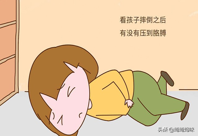 刚出生婴儿不小心磕到头怎么办,宝宝不小心磕到头了怎么办