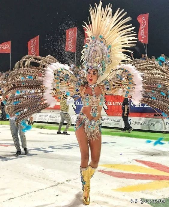 真实的巴西狂欢节,巴西惊艳沙滩狂欢节