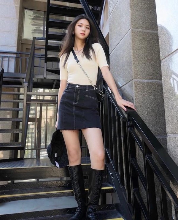 马丁靴过时了今年流行裸跟,马丁靴过时了