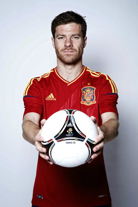 隆行天下阿隆索,隆行天下繁体