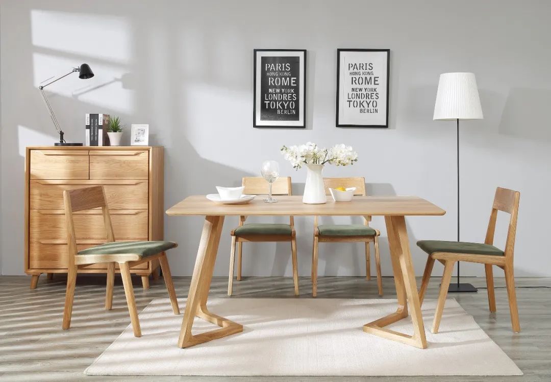 实木家具颜色深浅不一,实木家具木种