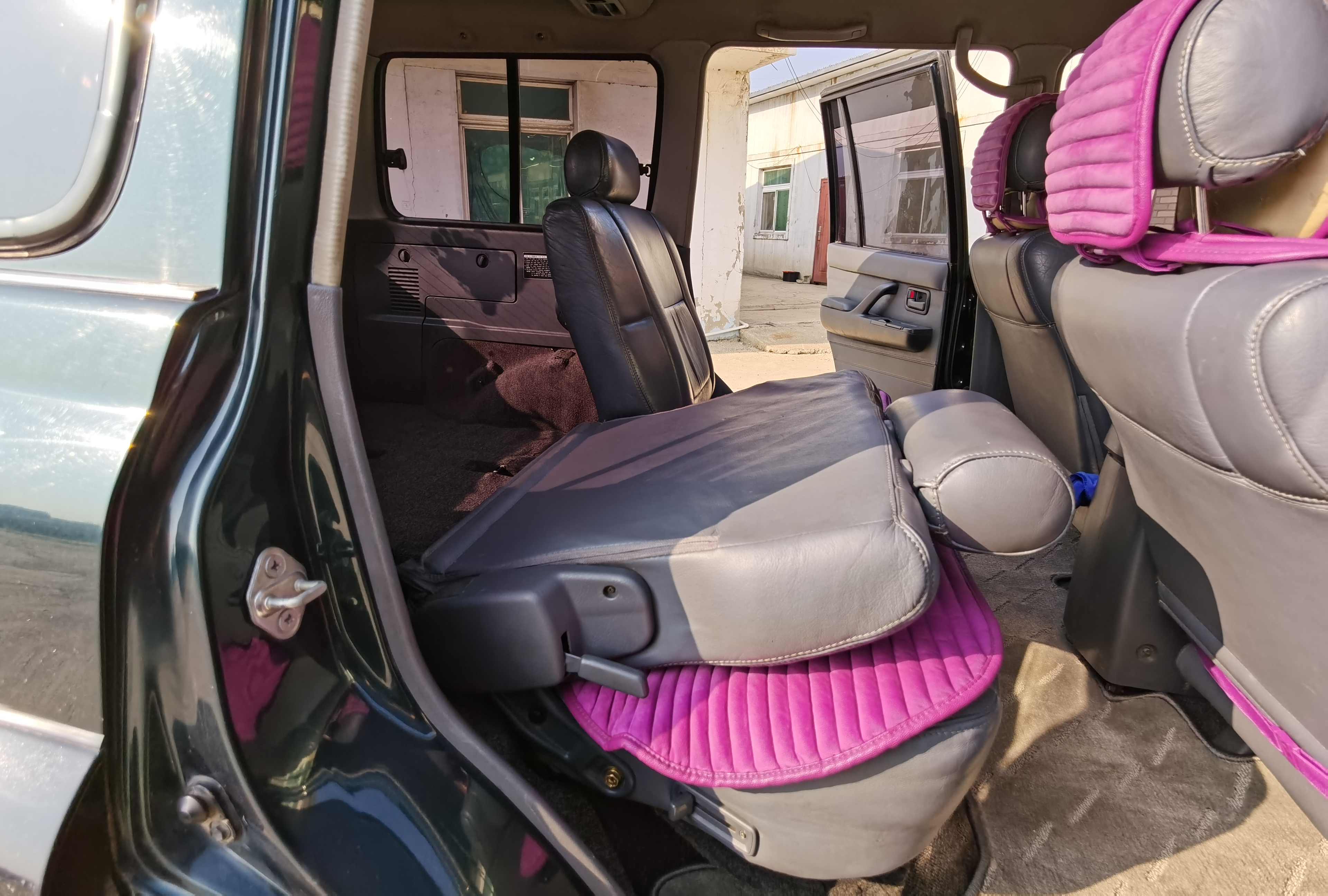 兰德酷路泽lc80越野视频,lc80陆地巡洋舰沙漠王子