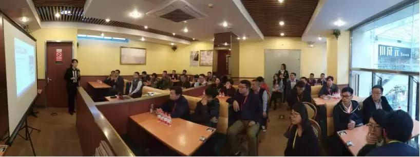 中国零售CIO俱乐部走进好邻居、华冠考察交流暨华为用户大会召开