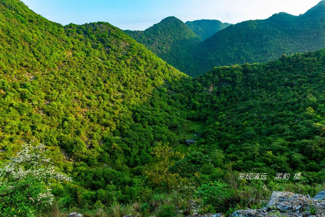 徒步穿越秦岭无人区,徒步穿越喀斯特森林