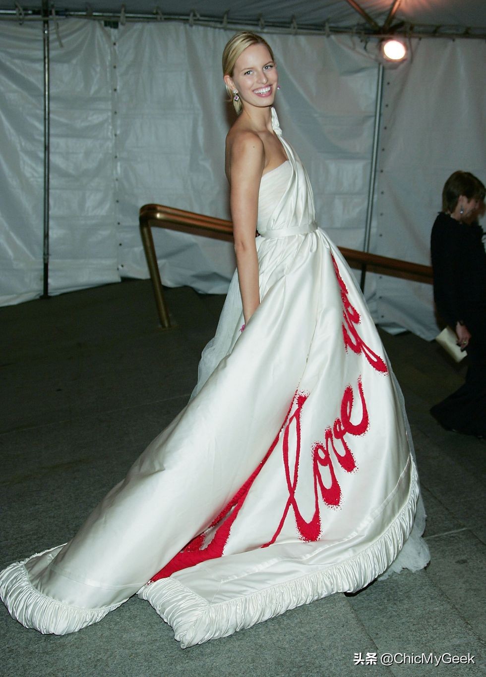 全球最牛鬼蛇神时尚盛典:盘点MetGala史上最惊天动地25个造型