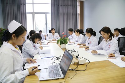 临床医学就业情况如何,临床医学专业就业前景好吗