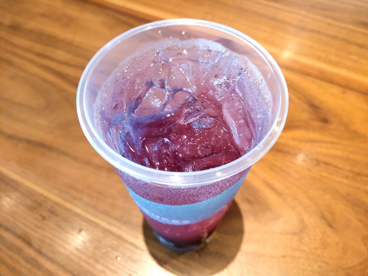 星巴克出了酒精饮料？8款星巴克新品冰调全线测评！