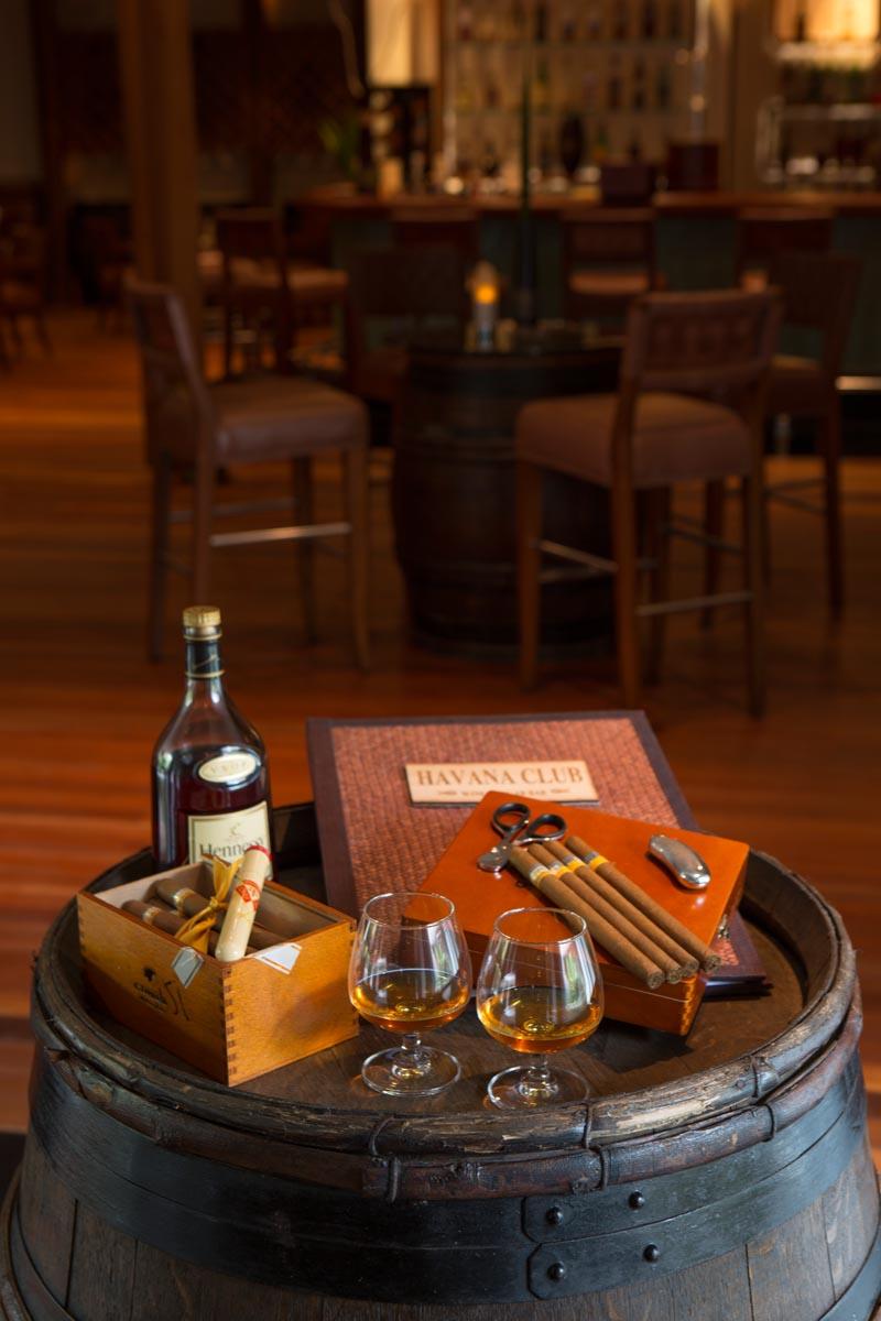 库拉玛蒂岛拥2KM拖尾长滩，水屋受国人追捧，2019一价全包玩马代