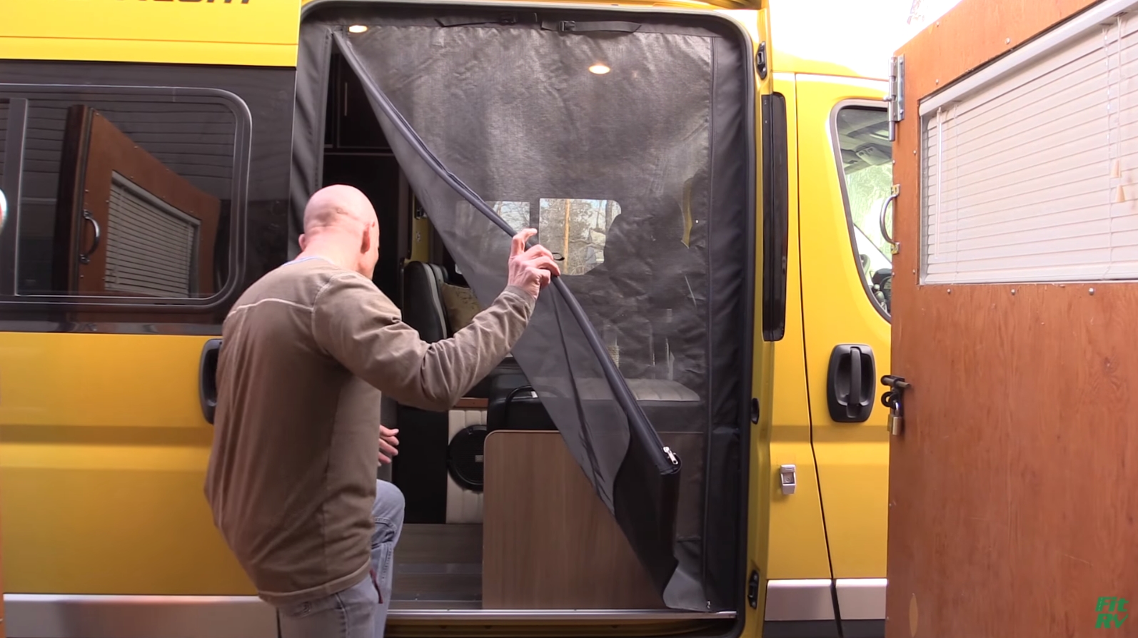 b型房车纱网门,江铃晶马房车防蚊纱门