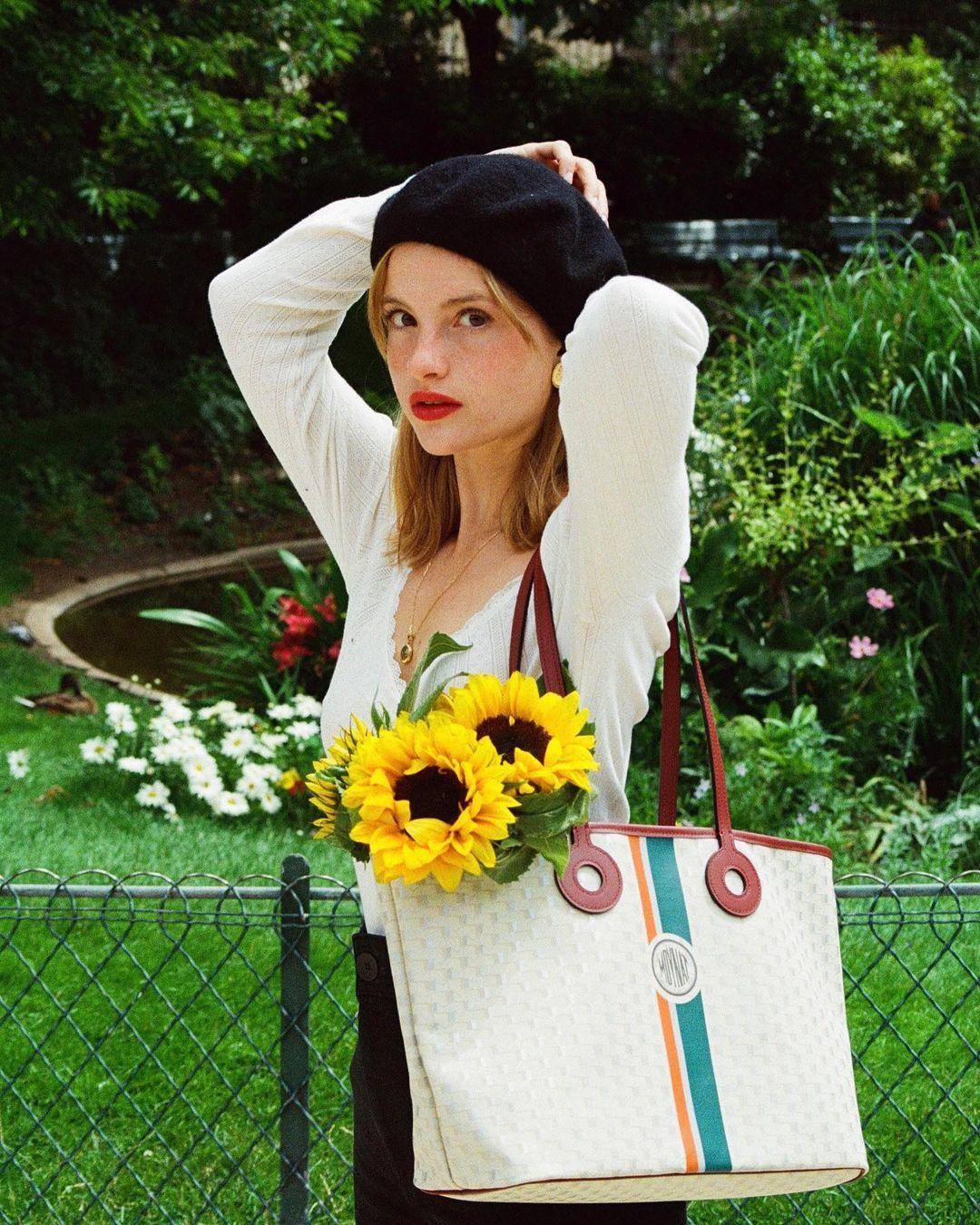 有自信的样子就是最美的