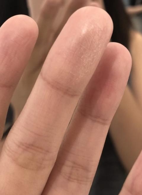 日本nars纳斯裸光蜜粉饼,nars纳斯蜜粉饼10克