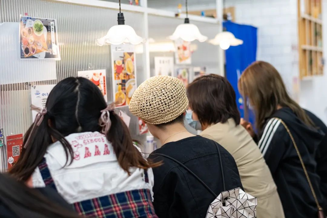 终于被发现了！上海这家从日漫里走出来的刨冰小铺