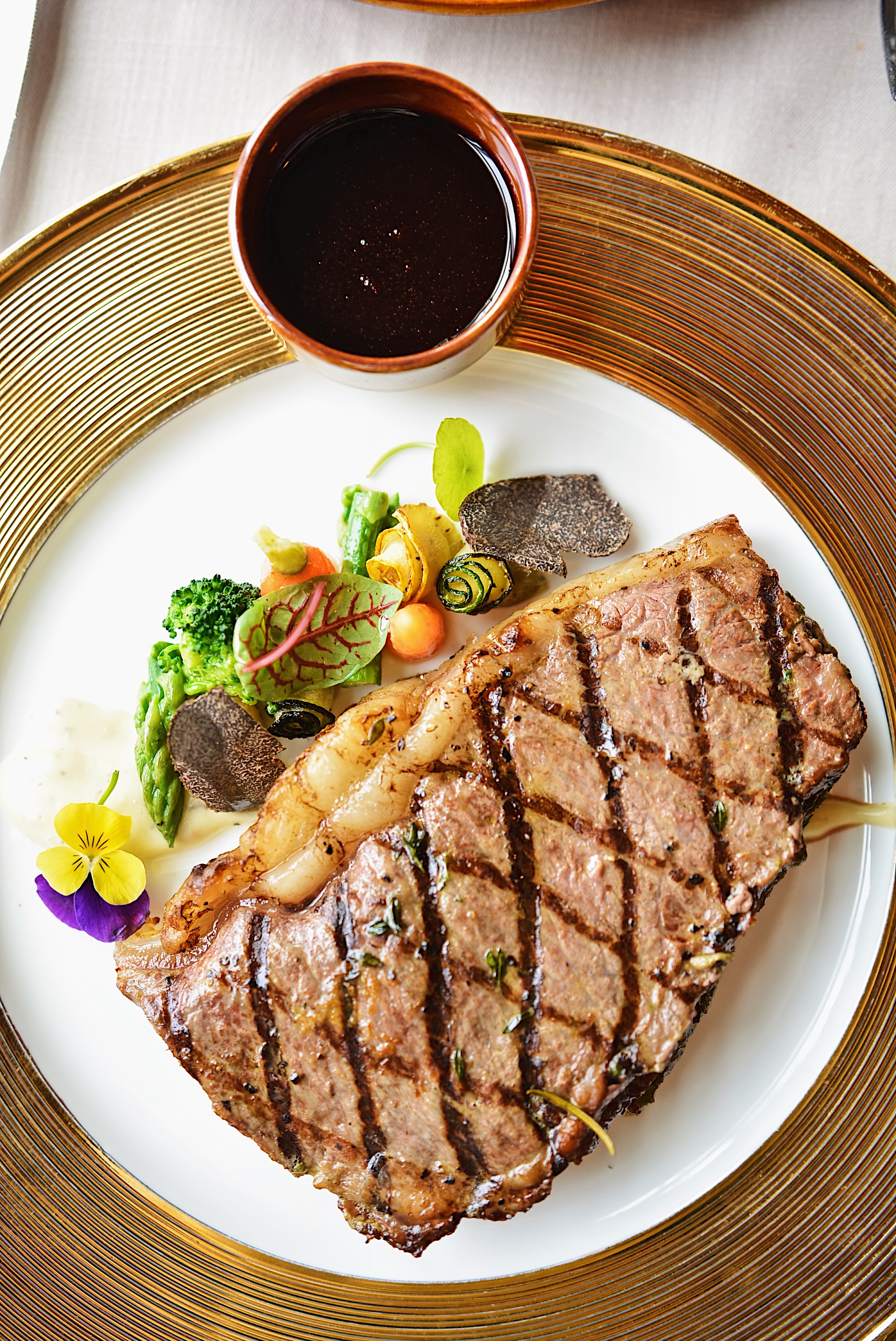 罗浮宫索菲特酒店:潮流明星、时尚网红和生活艺术家的聚集地