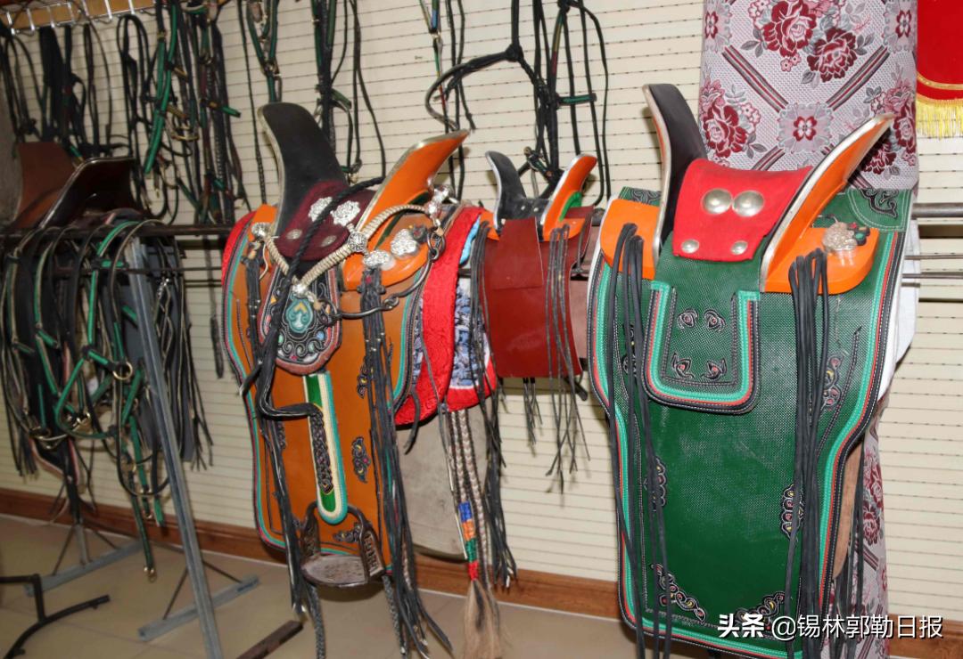 价值3万的马鞍,一套名贵马鞍多少钱