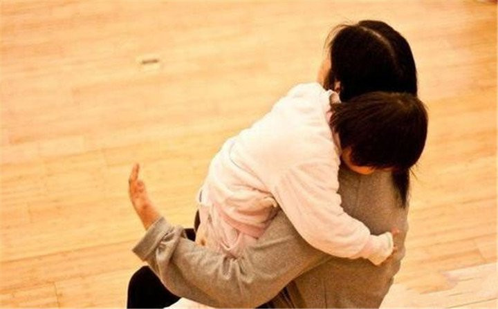 怕黑胆小恐惧吃什么药,孩子怕黑怕鬼聪明家长这样做