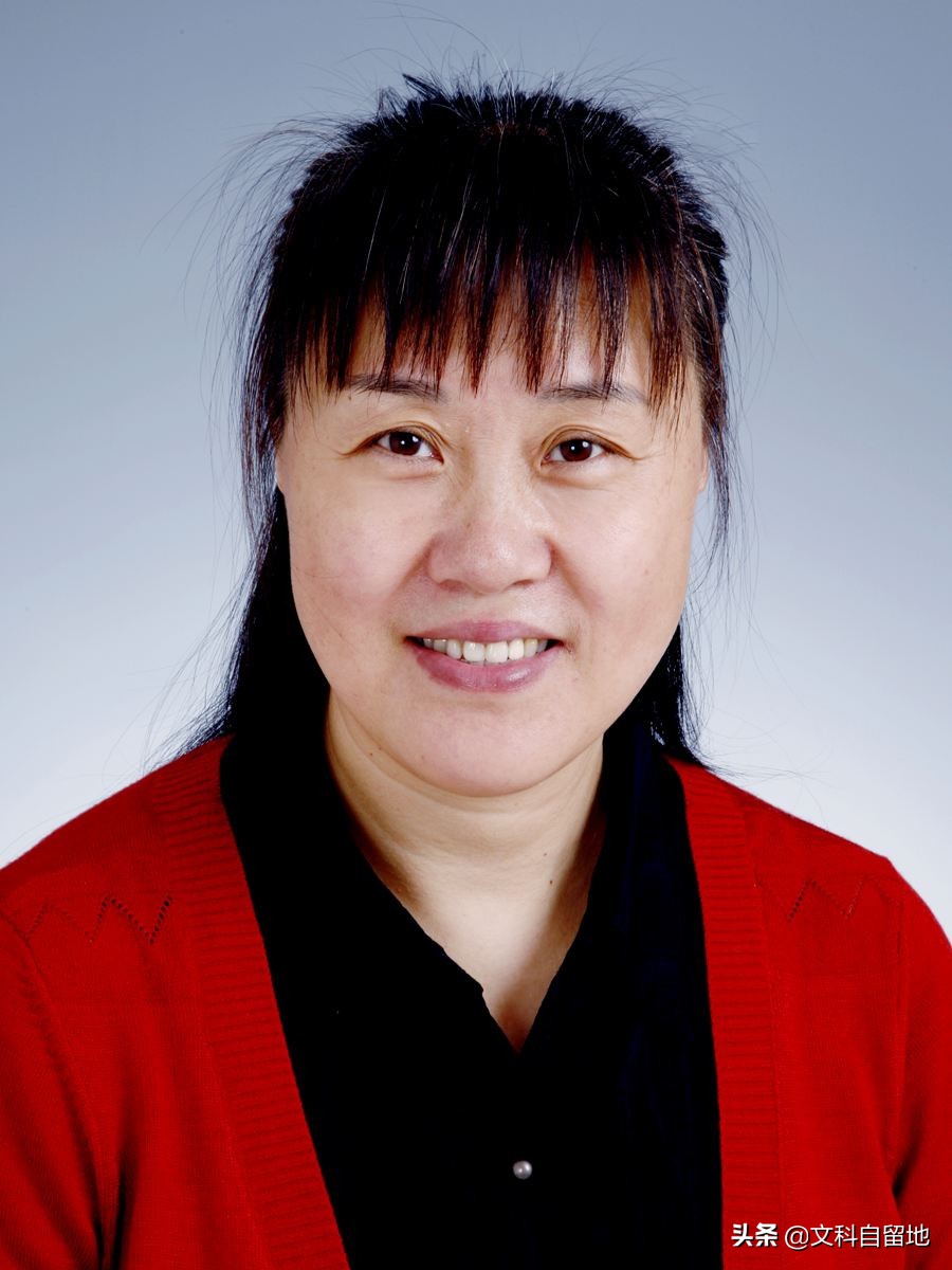 中国女排历任主教练任期及位置，王宝泉仅159天，郎平执教十年