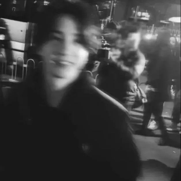 薛之谦头像高清图片微博,薛之谦壁纸头像