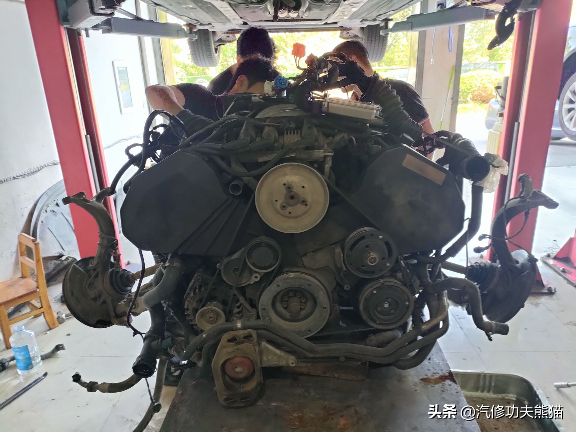 2003年老奥迪a6,2012年奥迪a6经典