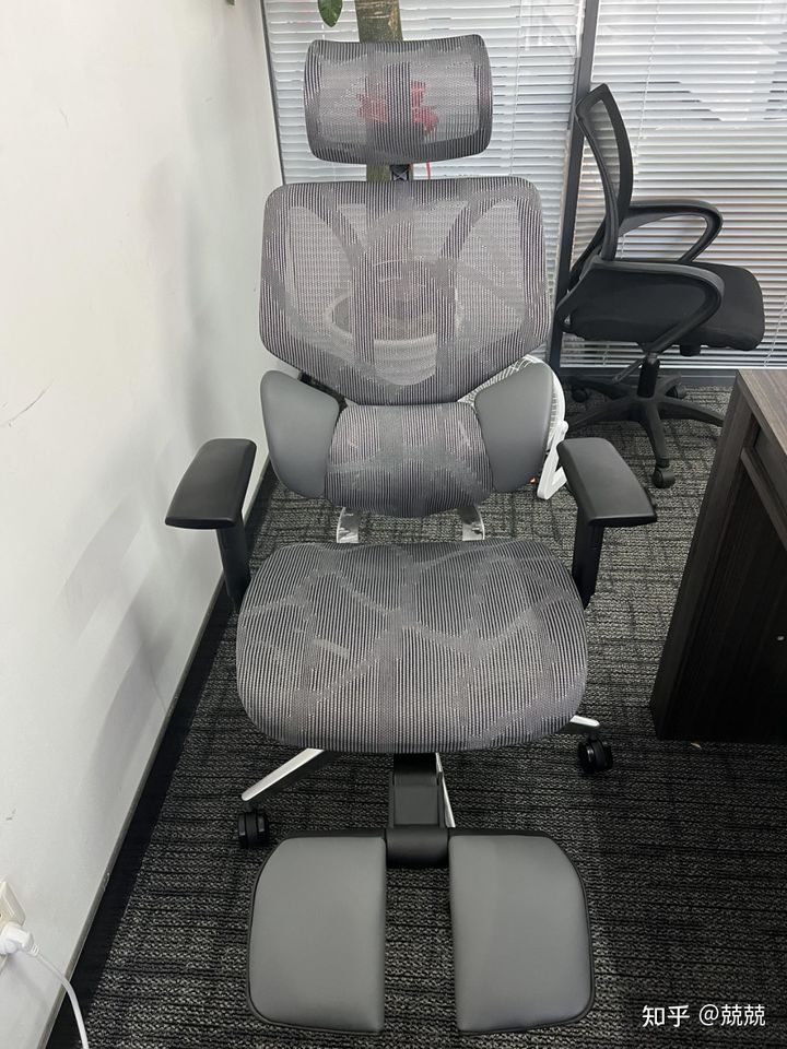 人体工学椅黑白调e3pro测评,黑白调P7人体工学椅