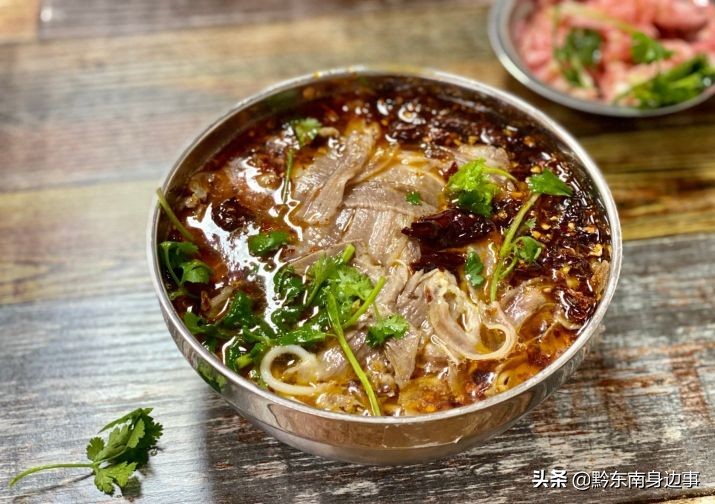 贵阳必吃早餐肠旺面,肠旺面贵阳特色饮食