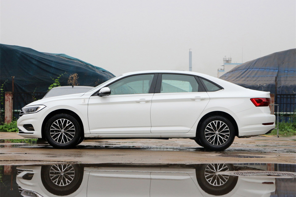 速腾1.2t和速腾1.4t哪个值得买,1.2t速腾和1.4t速腾价格区别