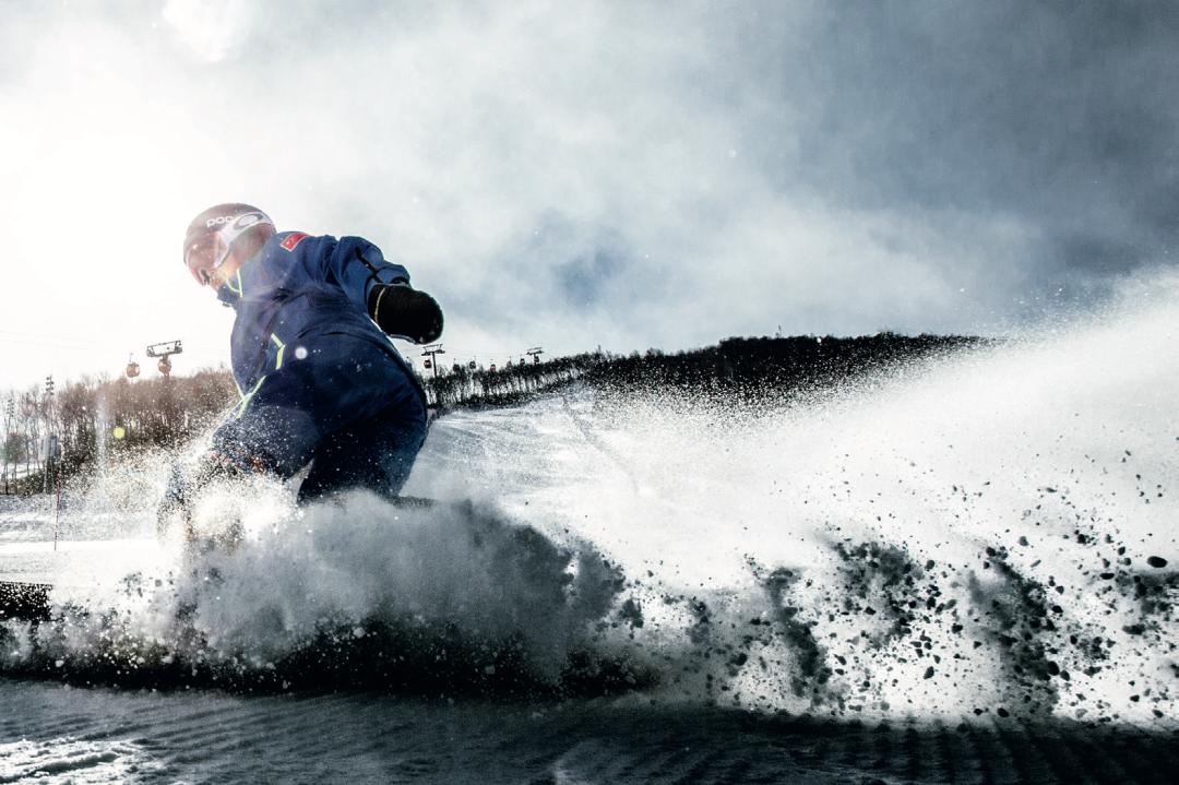 冬天去滑雪场要准备什么,冬天去滑雪注意什么