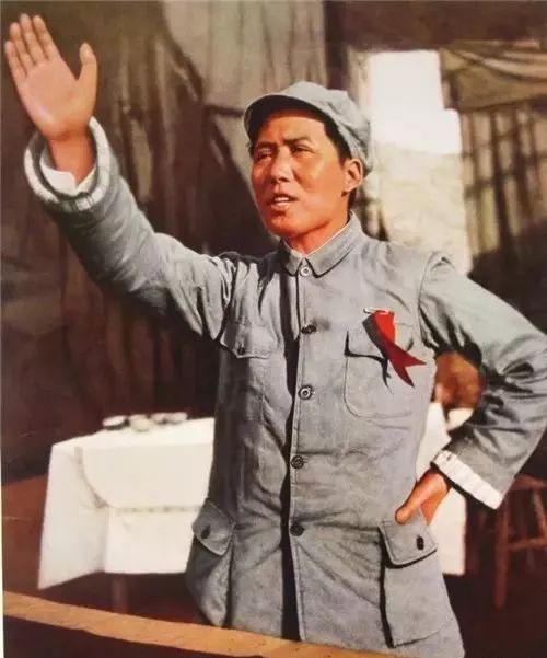 “公者千古,私者一时”,这是对毛*东泽**一生艰苦朴素的崇高评价