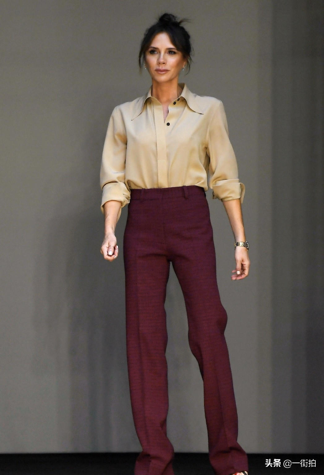 贝克汉姆最新机场照,贝克汉姆贝嫂夫妻写真