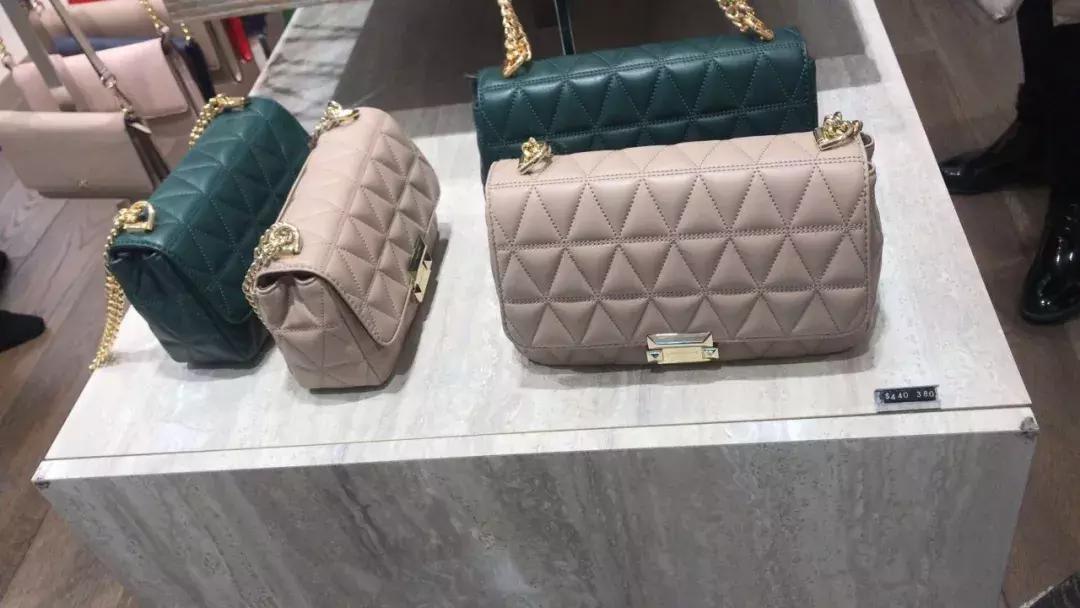 正品mk包包一般价格最新款,免税店mk的包包价格