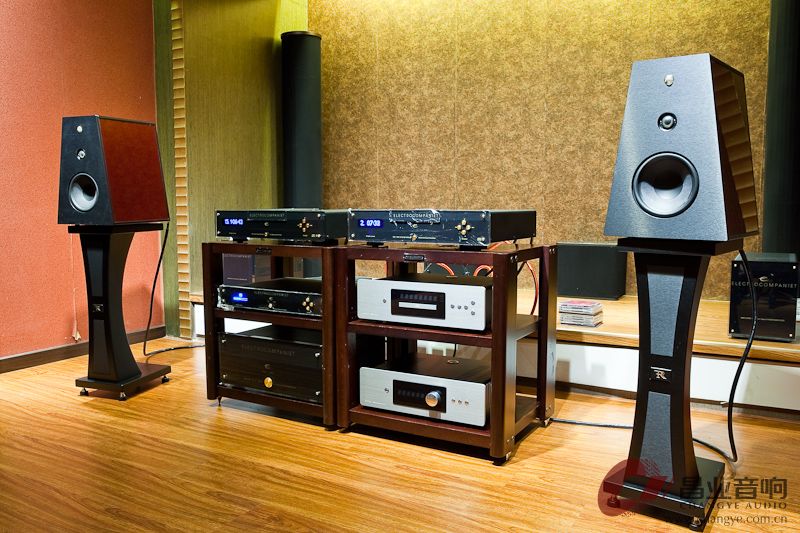 感人的歌声依然不变——评挪威音乐之旅EMC-1IVCD机