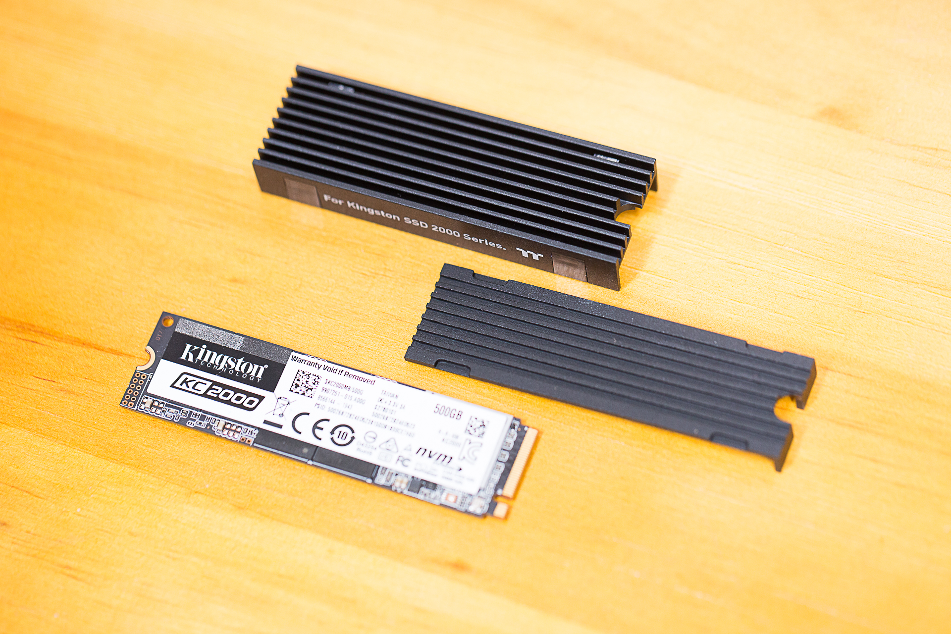 i9-9900K+5600XT主机日常是更适合工作还是游戏？MOD机箱装机分享