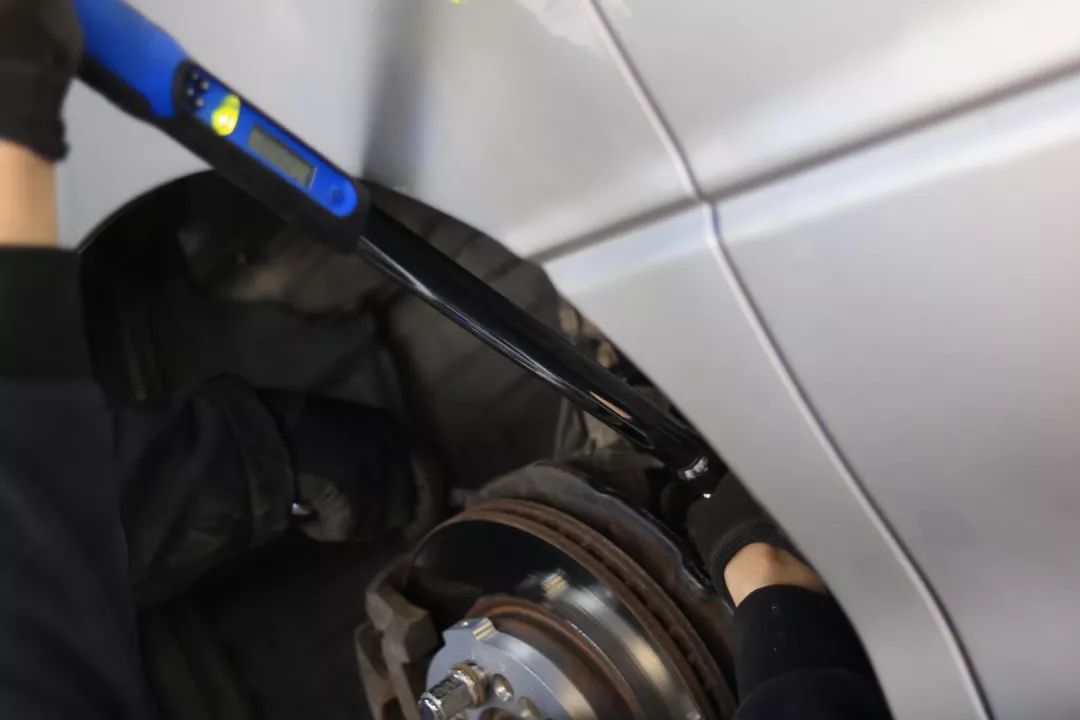 怪兽修车翻新,怪兽修车老车翻新